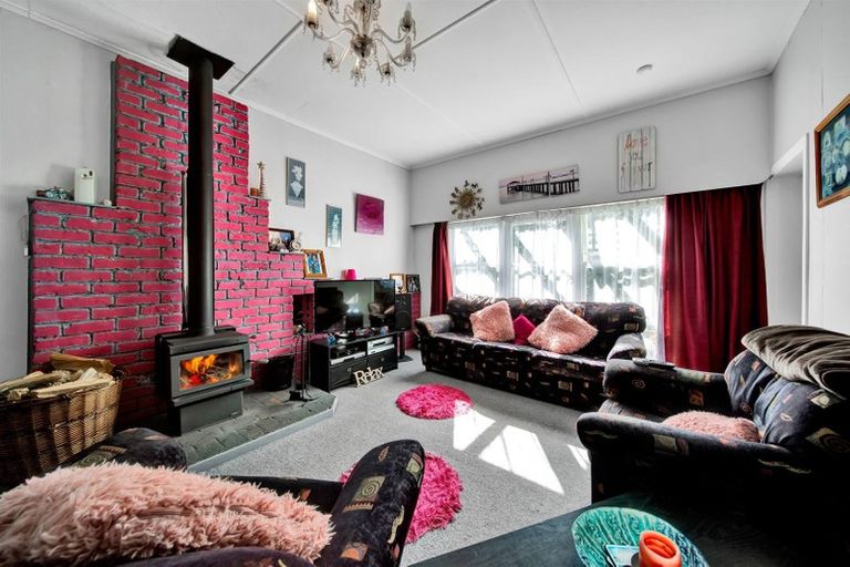 Photo of property in 23 Dorset Street, Patea, 4520