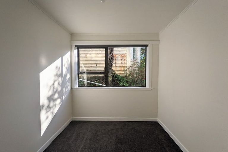 Photo of property in 3 Asquith Terrace, Brooklyn, Wellington, 6021