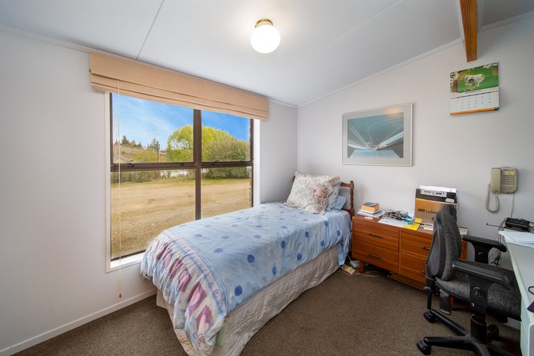 Photo of property in 70 Ferris Road, Springvale, Alexandra, 9393