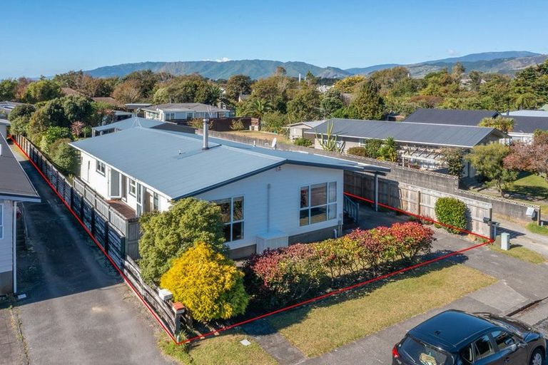Photo of property in 71 Donovan Road, Paraparaumu Beach, Paraparaumu, 5032
