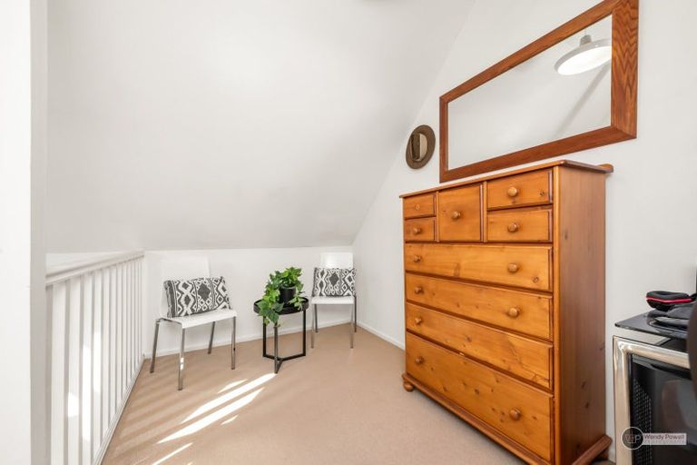 Photo of property in 166 Seddon Street, Naenae, Lower Hutt, 5011