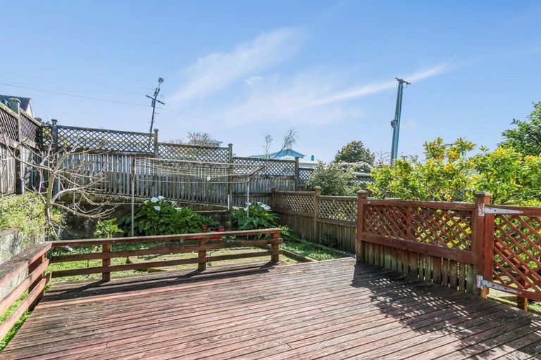 Photo of property in 62 Saint Andrews Road, Havelock North, 4130