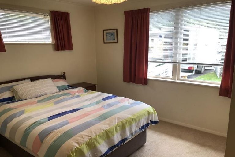 Photo of property in 337 George Street, Stokes Valley, Lower Hutt, 5019