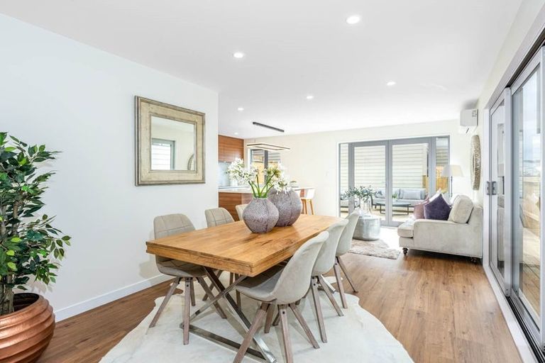 Photo of property in 12 Biokovo Street, Massey, Auckland, 0614