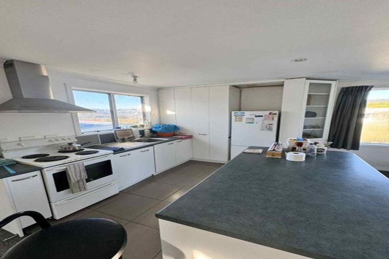 Photo of property in 5 Whenua View, Titahi Bay, Porirua, 5022