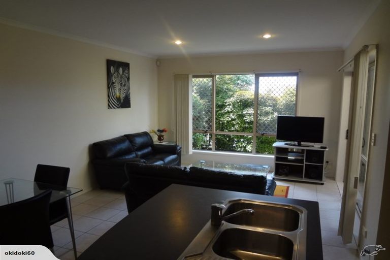 Photo of property in 5 Trimaran Drive, Gulf Harbour, Whangaparaoa, 0930