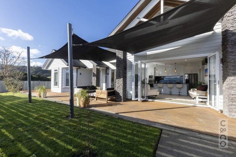 Photo of property in 121 Tapu Road, Huapai, Kumeu, 0810