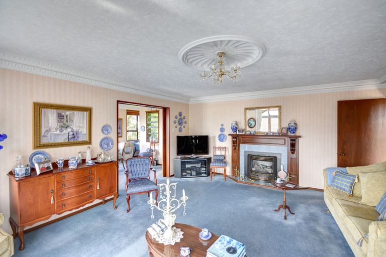Photo of property in 35 Mcfadden Drive, Mosgiel, 9024