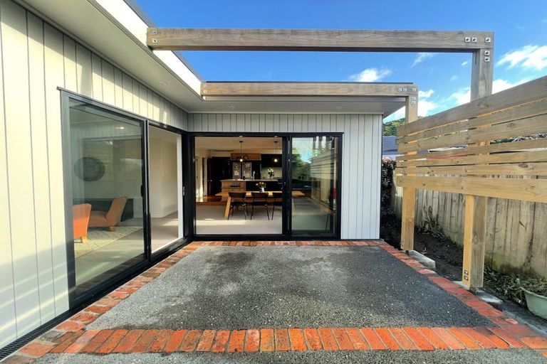 Photo of property in 76 Nottingham Street, Karori, Wellington, 6012