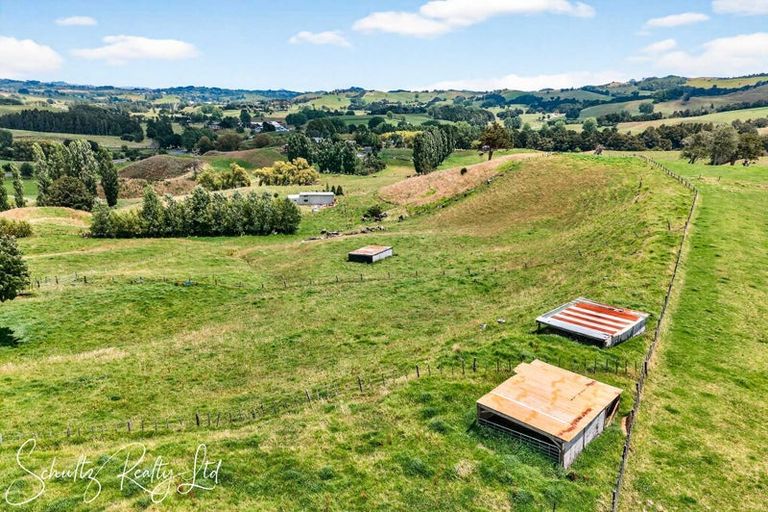 Photo of property in 218 State Highway 12, Brynderwyn, Maungaturoto, 0587