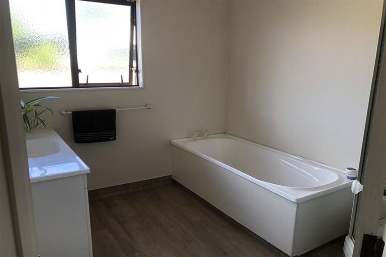 Photo of property in 17b Martin Avenue, Wakefield, 7025