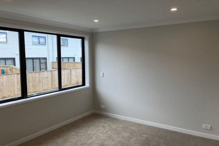 Photo of property in 19a O'meara Street, Swanson, Auckland, 0614