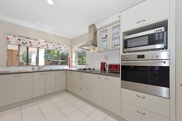 Photo of property in 18 Nielsen Gardens, Rototuna, Hamilton, 3210