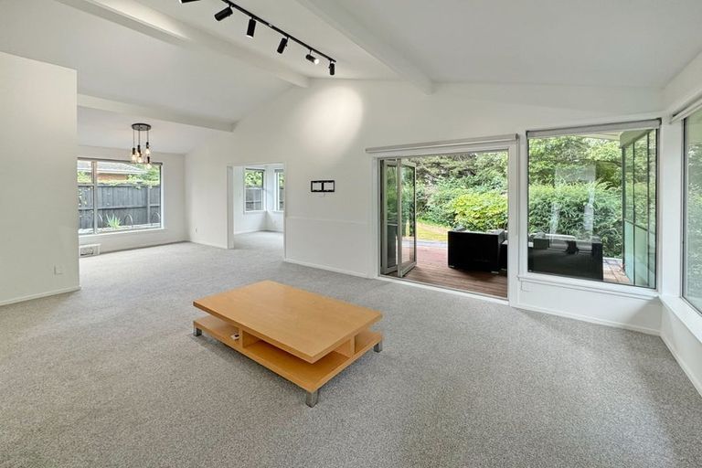 Photo of property in 1/306 Waimairi Road, Ilam, Christchurch, 8041