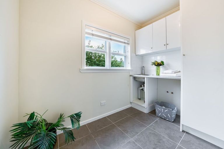Photo of property in 2/9 Esmonde Road, Takapuna, Auckland, 0622