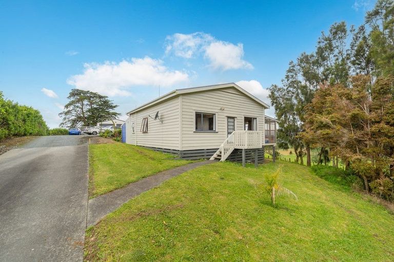 Photo of property in 158 Waiteitei Road, Wellsford, 0974