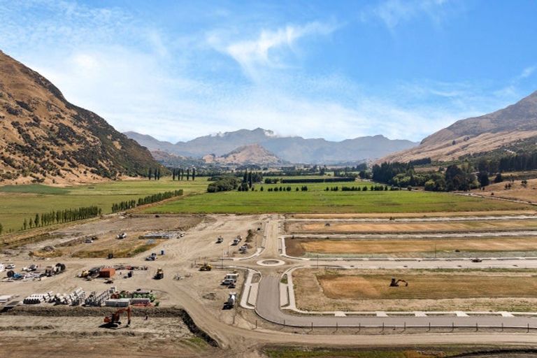 Photo of property in 436 Kingston Road, Jacks Point, Queenstown, 9371