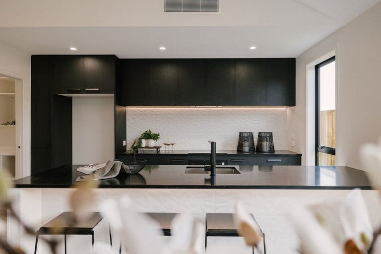 Photo of property in 62 Freedom Drive, Kelvin Grove, Palmerston North, 4414