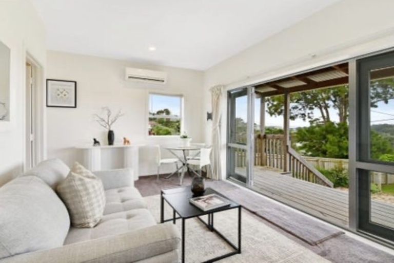 Photo of property in 12a Matai Road, Stanmore Bay, Whangaparaoa, 0932