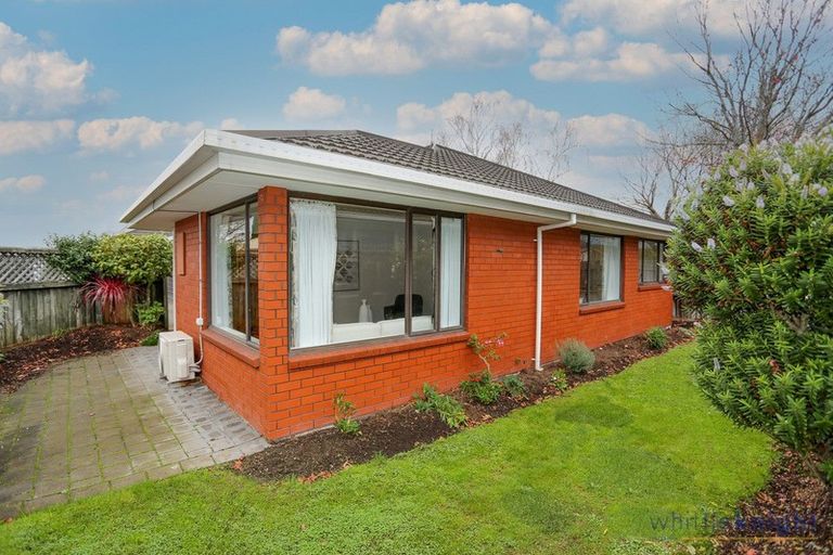 Photo of property in 2/44 Division Street, Riccarton, Christchurch, 8041