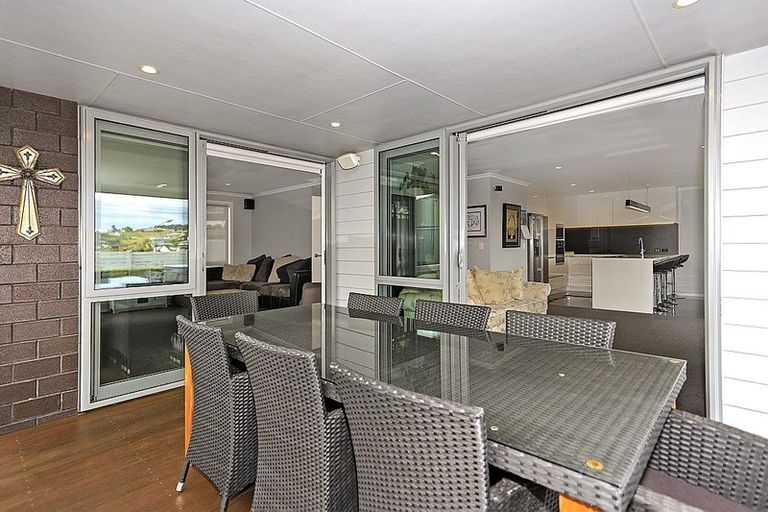 Photo of property in 16 Utopia Park Heights, Welcome Bay, Tauranga, 3112