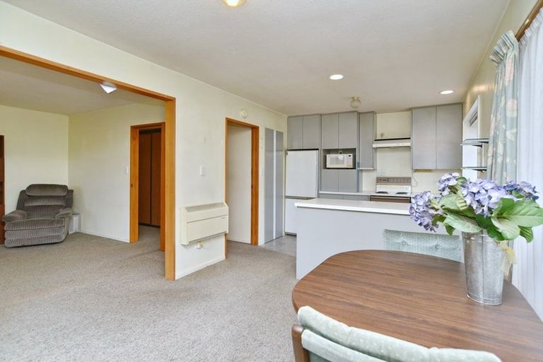 Photo of property in 1/49a Regency Crescent, Redwood, Christchurch, 8051