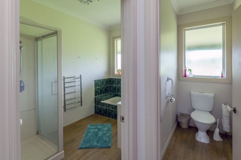 Photo of property in 72 Toi Street, Otaki Beach, Otaki, 5512