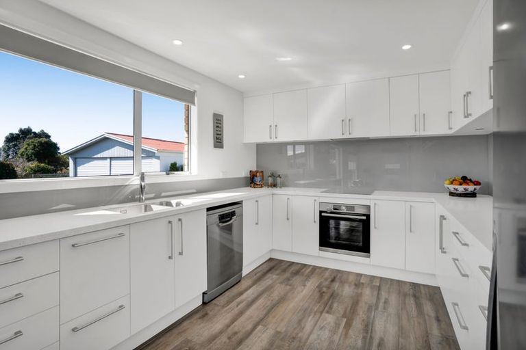 Photo of property in 32 Mangati Road, Bell Block, New Plymouth, 4312