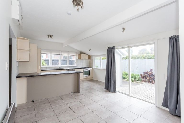 Photo of property in 28 Meadow Street, Papanui, Christchurch, 8052