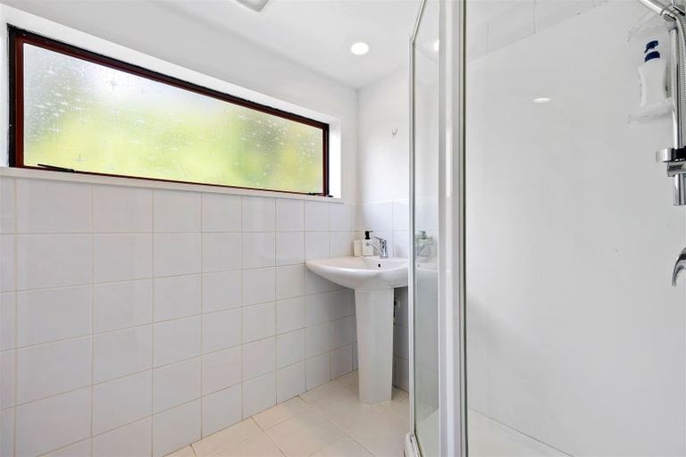 Photo of property in 43n Waimairi Road, Upper Riccarton, Christchurch, 8041