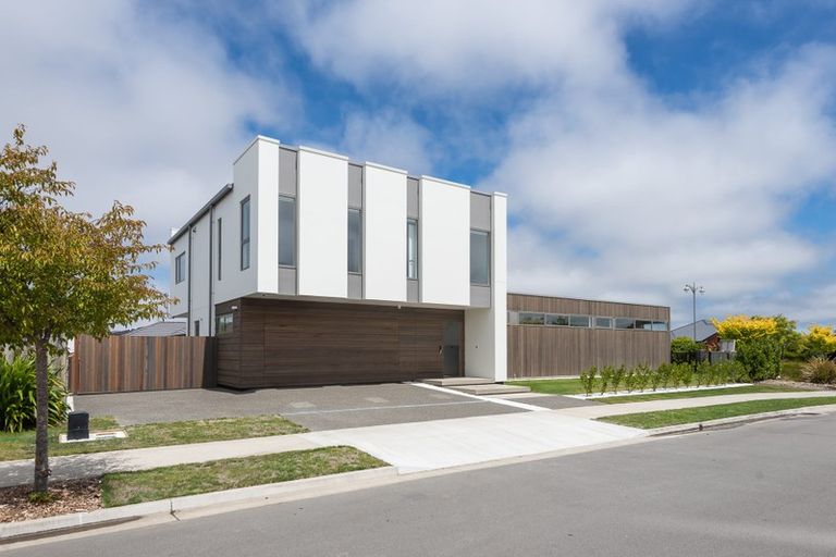 Photo of property in 17 Lilian Street, Kaiapoi, 7630