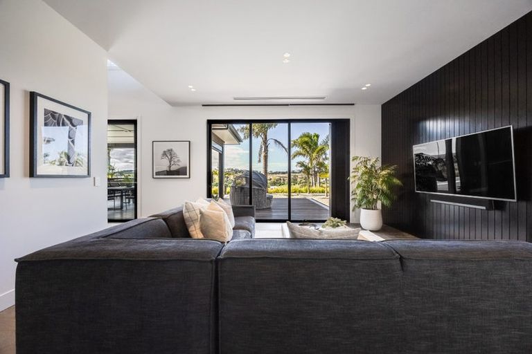 Photo of property in 55 Hull Road, Waitoki, Kaukapakapa, 0871