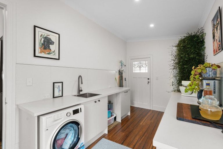 Photo of property in 37 Kiharoa Street, Otaki Beach, Otaki, 5512