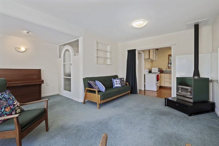 Photo of property in 130 Jeffreys Road, Strowan, Christchurch, 8052