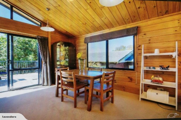 Photo of property in 5 Dunraven Place, Torbay, Auckland, 0630