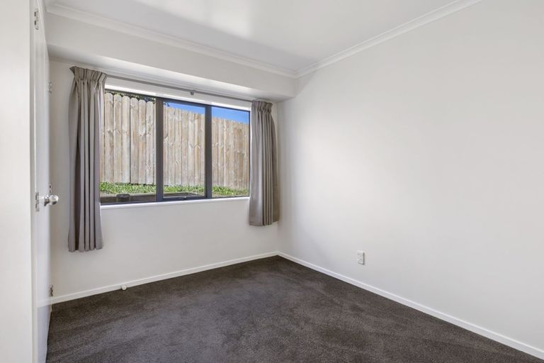 Photo of property in 18 Peninsula Road, Mangere, Auckland, 2022