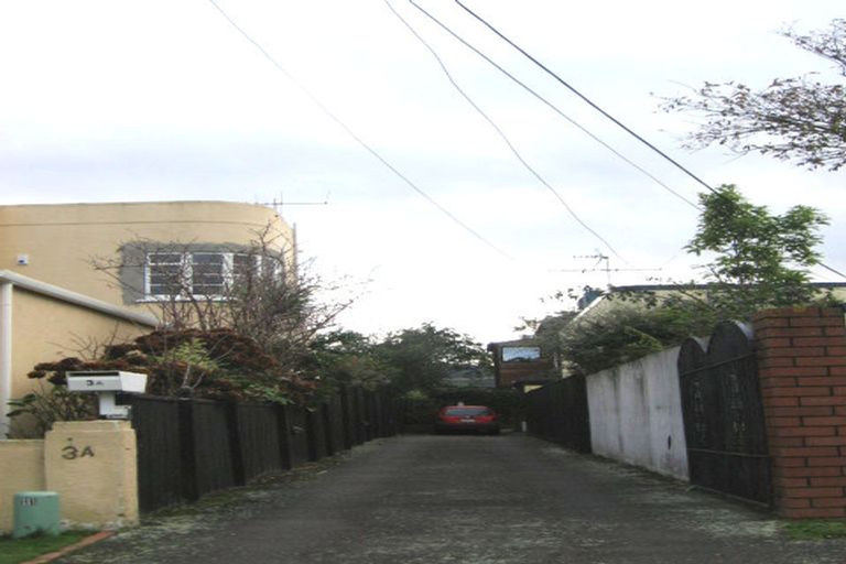 Photo of property in 3 Tawa Street, Woburn, Lower Hutt, 5010