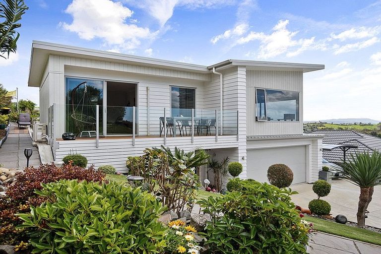 Photo of property in 43 Orion Drive, Welcome Bay, Tauranga, 3112