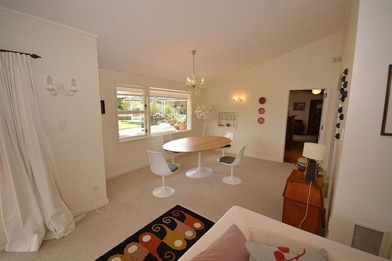 Photo of property in 211 Ngarara Road, Waikanae, 5391