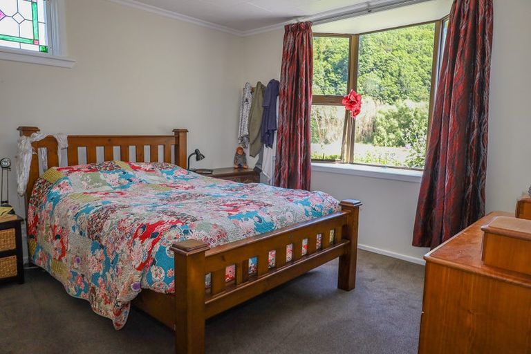 Photo of property in 36 Irvine Street, Lawrence, 9532