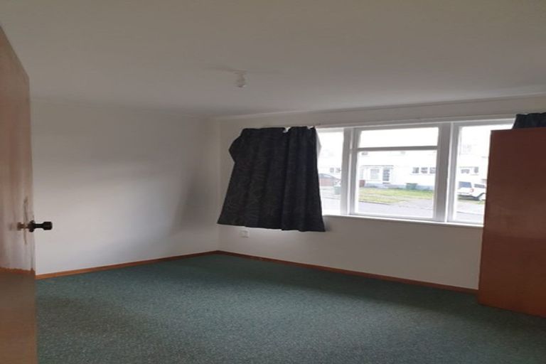 Photo of property in 33-35 Gear Terrace, Ranui, Porirua, 5024