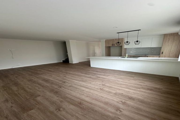 Photo of property in 1/15 Forge Street, Huntington, Hamilton, 3210