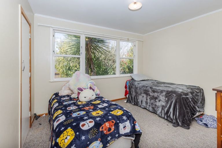 Photo of property in 24 Manapouri Place, Glenview, Hamilton, 3206