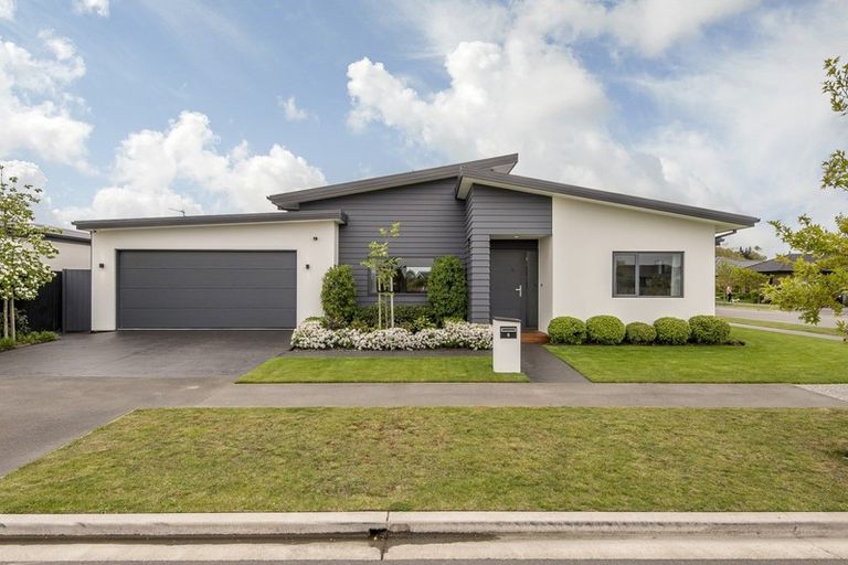 Photo of property in 5 Weruweru Street, Marshland, Christchurch, 8083