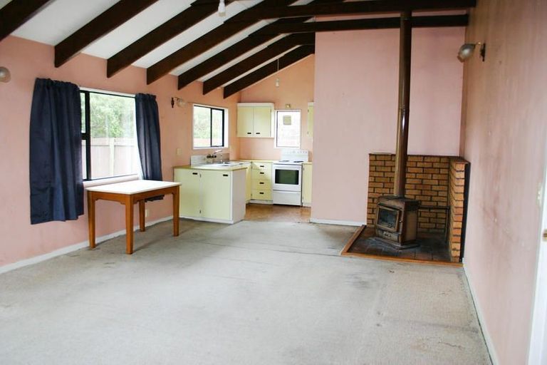 Photo of property in 37 Stewart Street, Waikouaiti, 9510