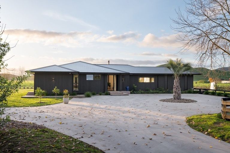 Photo of property in 205 Aspin Road, Cambridge, 3496