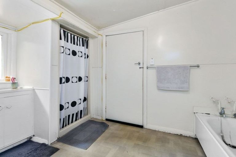 Photo of property in 186b Queen Street, Pukekohe, 2120