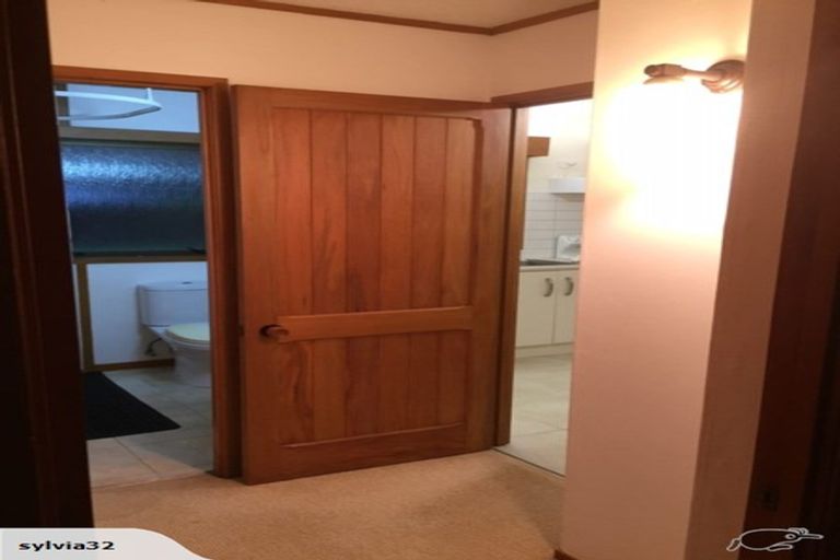 Photo of property in 13 Antilla Place, Half Moon Bay, Auckland, 2012