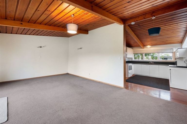 Photo of property in 11 Dulles Place, Papanui, Christchurch, 8053