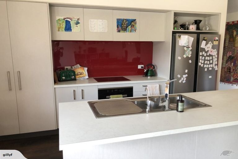 Photo of property in 29 Ferndale Drive, Waikanae, 5036